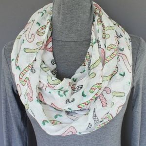 Candy cane patterned infinity loop scarf - never worn!